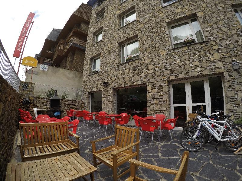 Somriu Hotel Vall Ski Incles Exterior foto